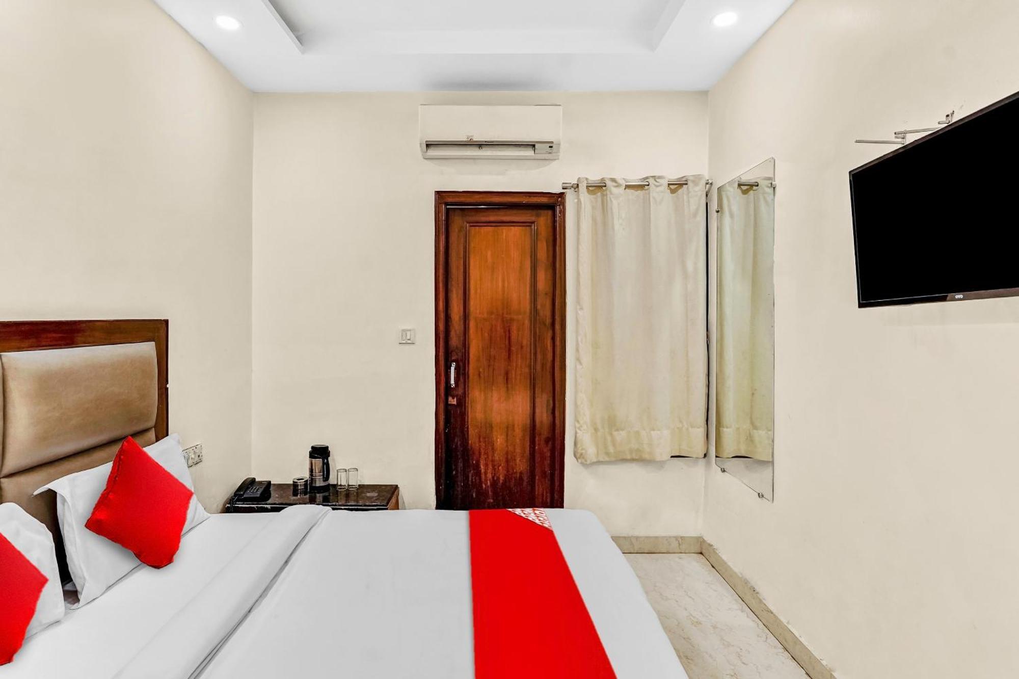 Hotel O Delhi Empire ニューデリー エクステリア 写真